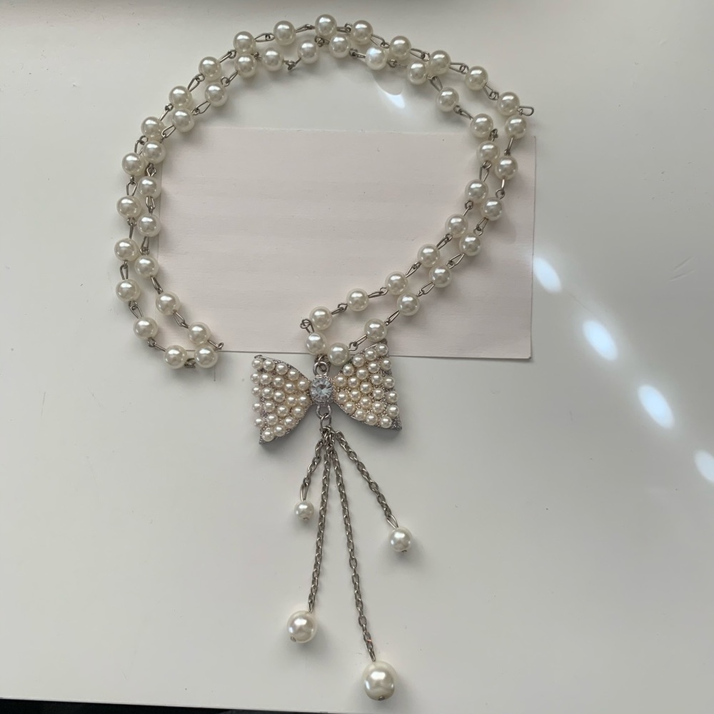 Pearl necklace
